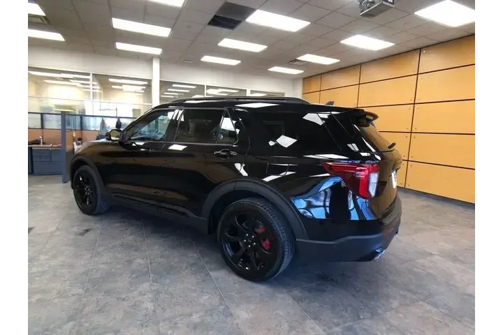 $37558 : Ford Explorer 2022 AWD ST 4d image 5