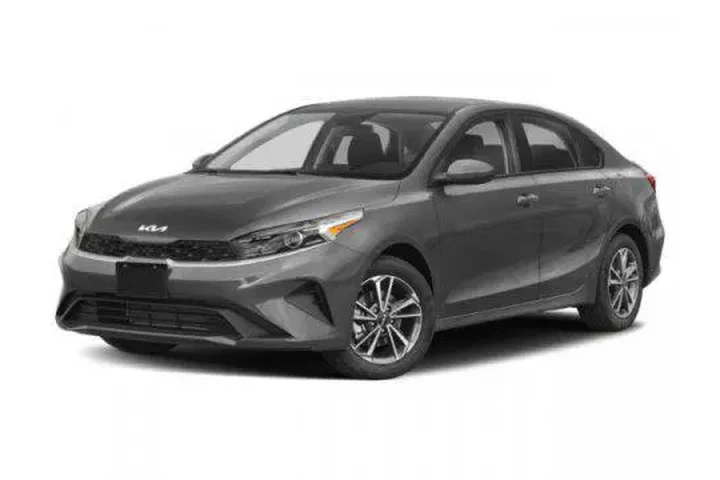 $19672 : Kia Forte 2024 LXS 4dr Sedan image 4