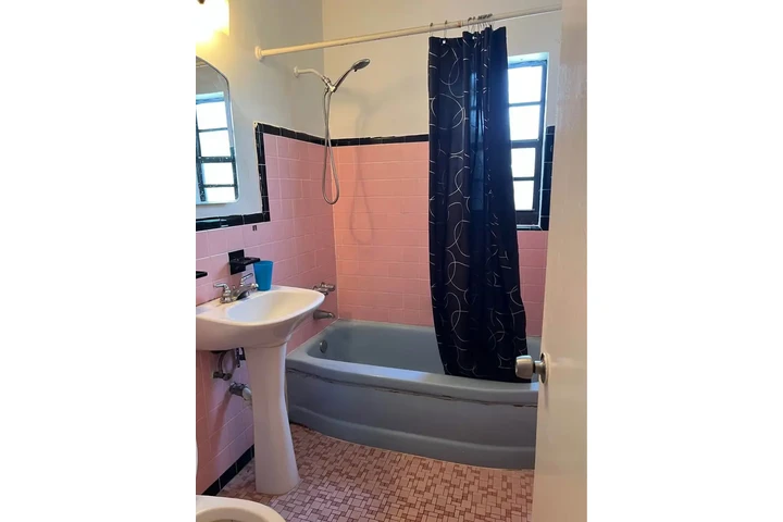 $750 : *Habitación para una persona e image 5