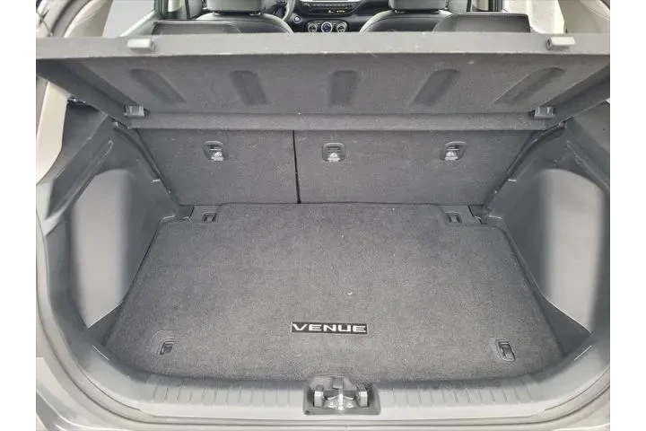 $20995 : Hyundai VENUE 2025 Limited 4 image 6