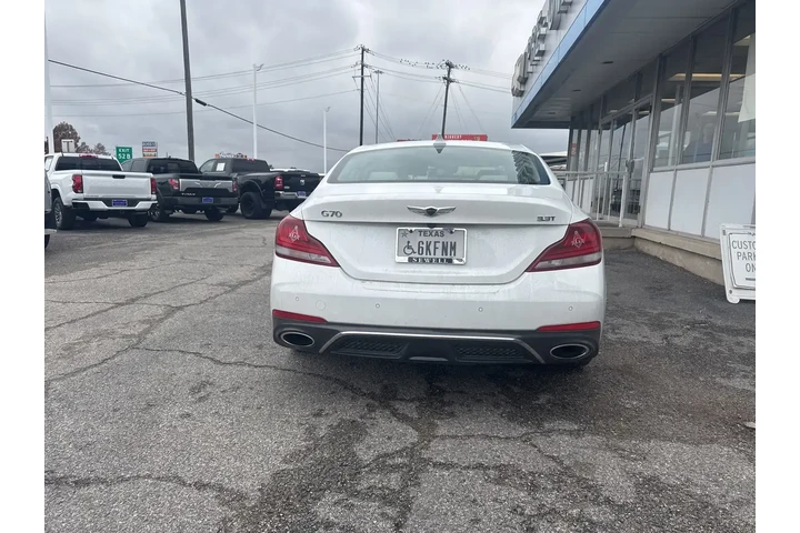 $28546 : Genesis G70 2021 AWD 3.3T 4d image 6