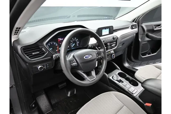 $17991 : Ford Escape 2022 S 4dr SUV image 7