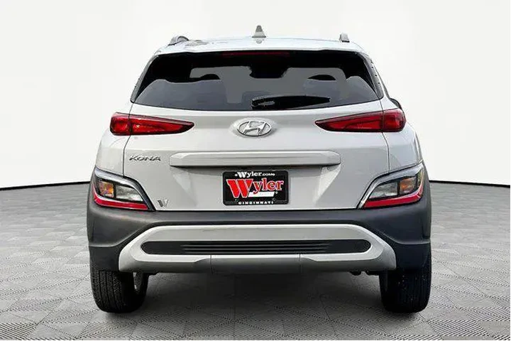 $19682 : Hyundai KONA 2023 SEL 4dr Cr image 3