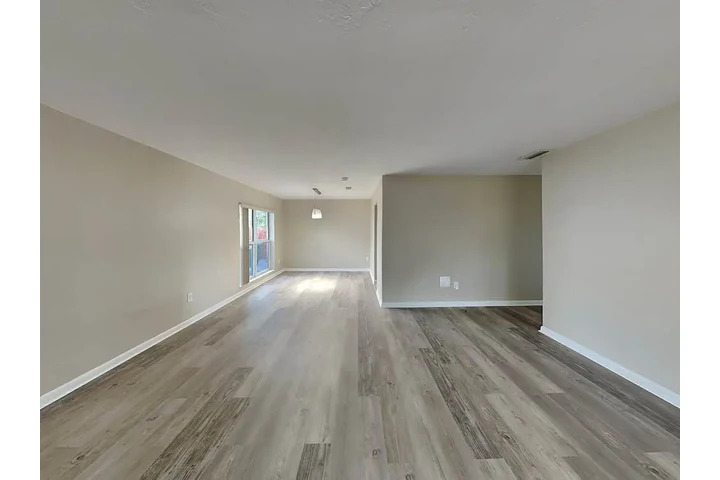 $1999 : House for rent image 2