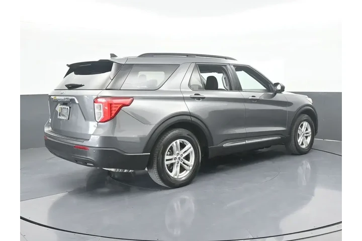 $23931 : Ford Explorer 2023 XLT 4dr S image 6