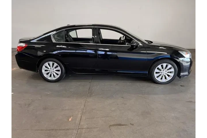 $15614 : Honda Accord 2015 EX-L V6 4d image 2