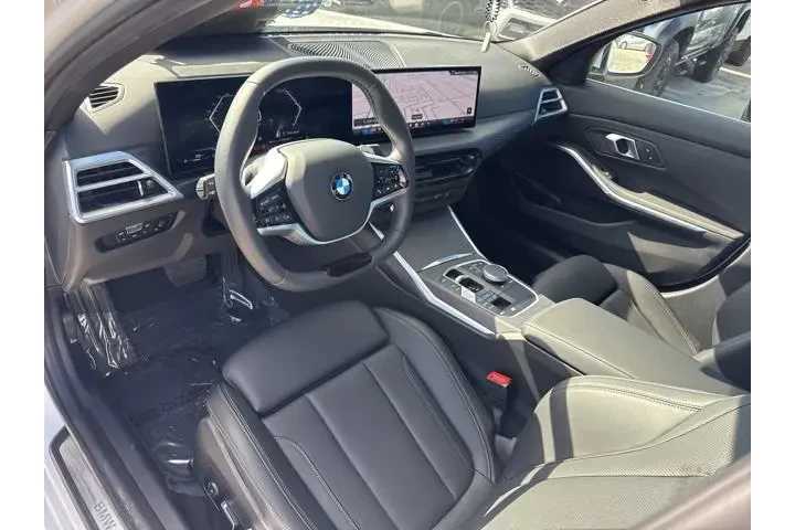 $39988 : BMW 3 Series 2025 AWD 330i x image 10