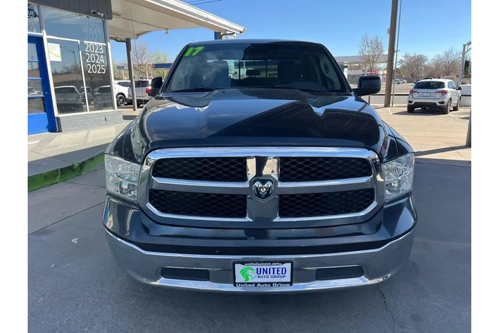 2017 RAM 1500 SLT Quad Cab 2WD image 2