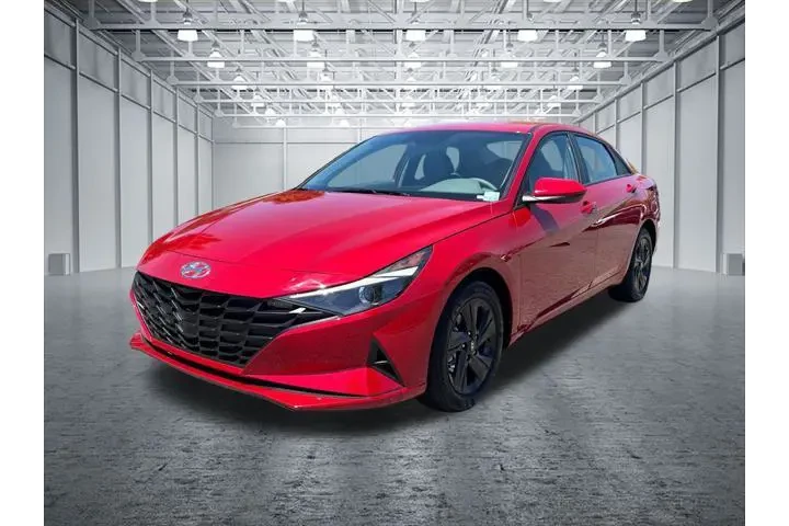 $18887 : Hyundai ELANTRA 2023 SEL 4dr image 3