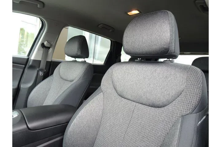 $31090 : Hyundai SANTA FE 2023 AWD SE image 10