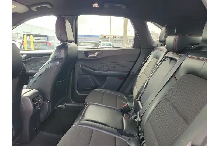 $18990 : Ford Escape 2024 AWD ST-Line image 6