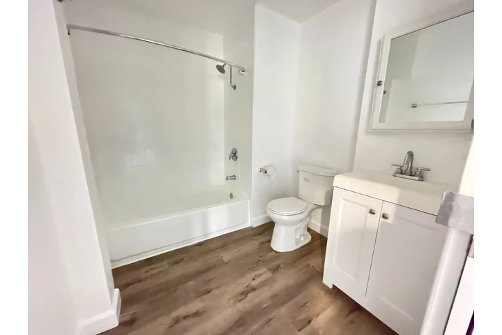 $1895 : Apartamento de 1 Recamara image 5