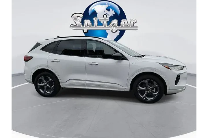 $24472 : Ford Escape 2023 AWD ST-Line image 10