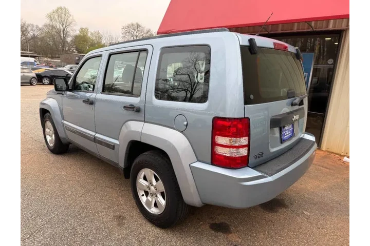 $7999 : 2012 Liberty Sport image 7