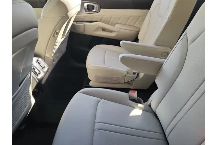 $29500 : Kia Sorento 2023 AWD SX 4dr image 5