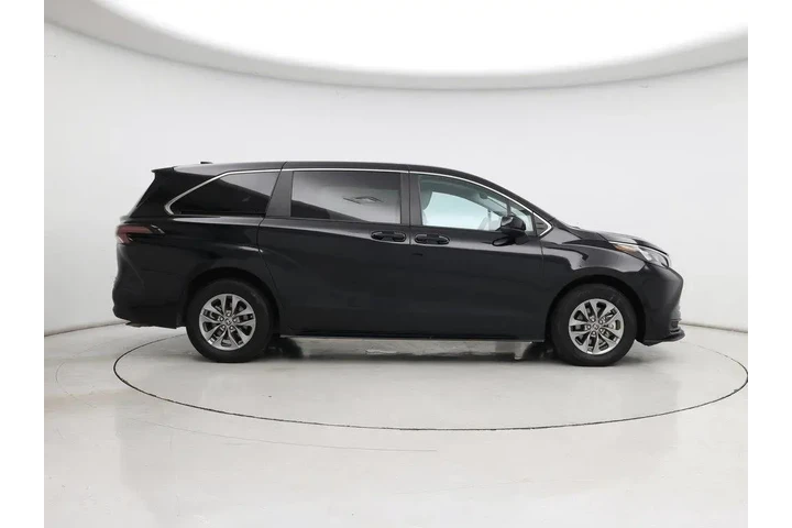 $37998 : Toyota Sienna 2024 LE 8-Pass image 7