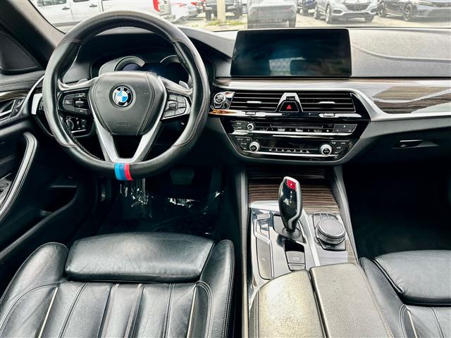 $21990 : Se vende BMW 2017 image 6