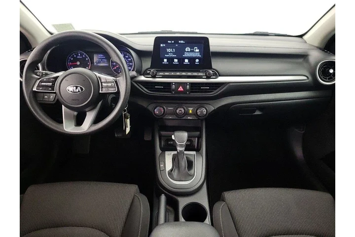 $15998 : Kia Forte 2020 LXS 4dr Sedan image 9