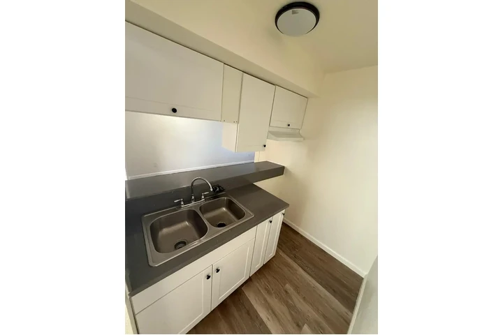 $1100 : Apartamento Disponible image 2