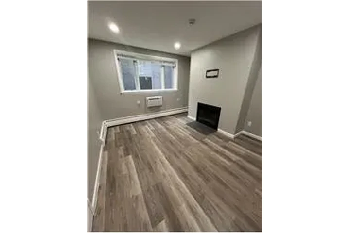 $3100 : Rental property with 2 bedro image 4