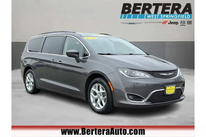 $14599 : Chrysler Pacifica 2018 Touri image 1