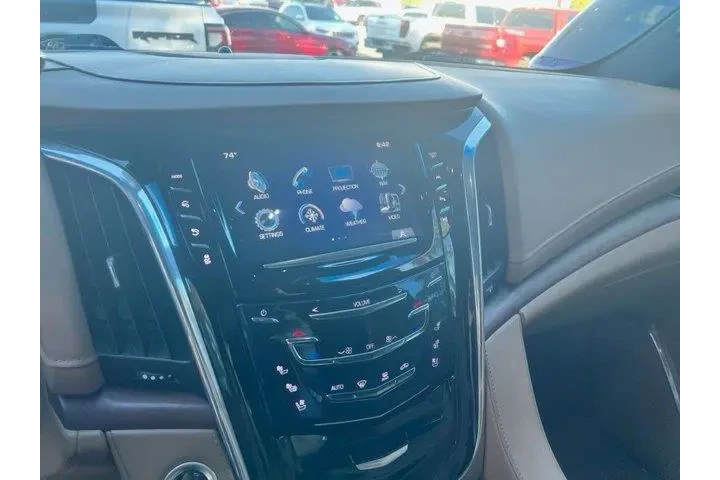 $32606 : Cadillac Escalade 2017 4x4 P image 5