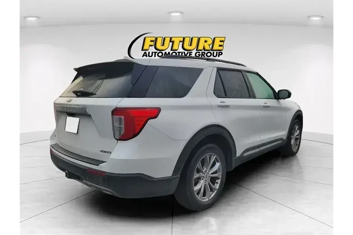 $27997 : Ford Explorer 2021 AWD XLT 4 image 3