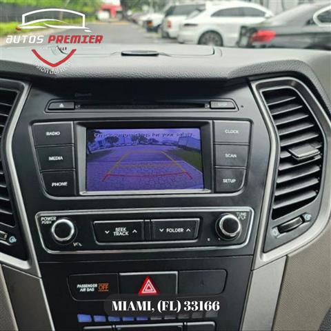 $12900 : Hyundai Santa Fe Sport 2018 image 9