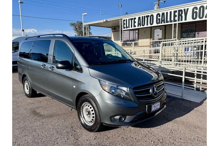 $27950 : 2022 METRIS PASSENGER image 8