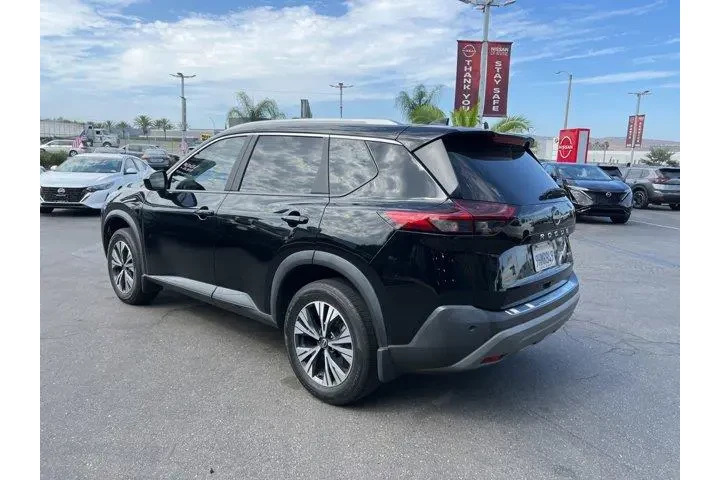 $20991 : Nissan Rogue 2023 SV 4dr Cro image 4