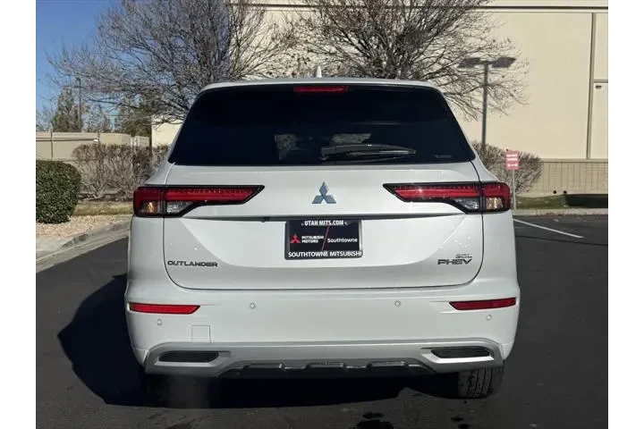 $39488 : Mitsubishi Outlander PHEV 20 image 6