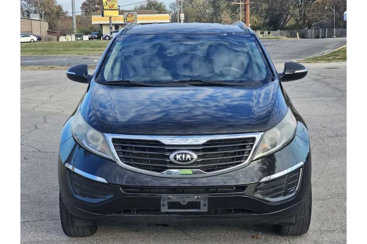 $4995 : 2013 Sportage LX image 1