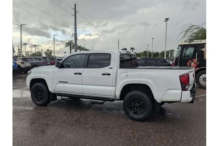 Toyota Tacoma 2022 4x4 TRD P image 4