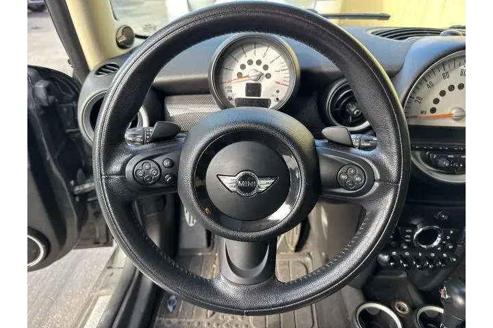 $8579 : MINI Cooper 2011 S 2dr Hatch image 7