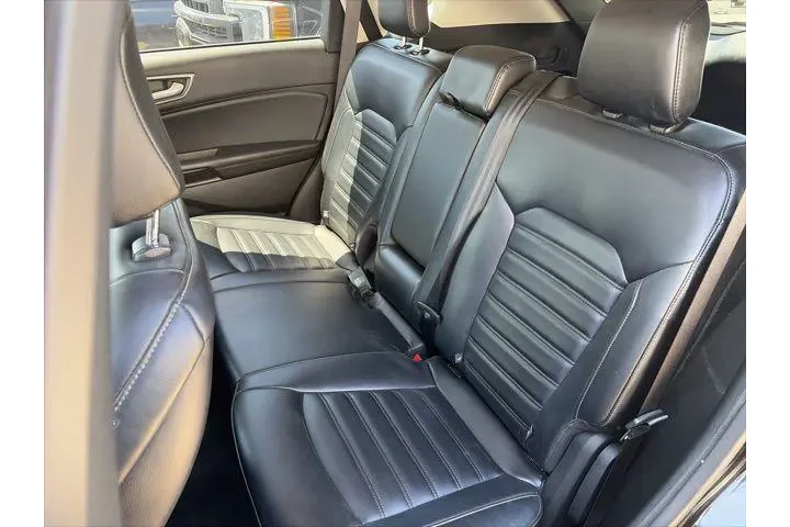 $26381 : Ford Edge 2023 AWD SEL 4dr C image 10