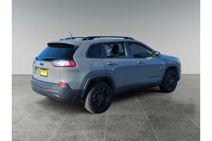 $19500 : Jeep Cherokee 2023 4x4 Altit image 5