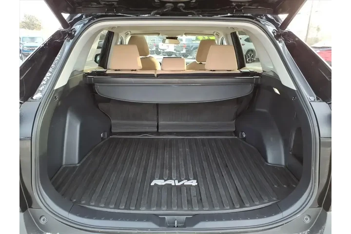 $29269 : Toyota RAV4 Hybrid 2022 AWD image 8