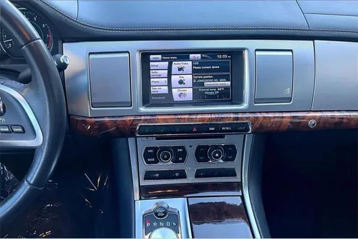 $14391 : Jaguar XF 2012 Portfolio 4dr image 9