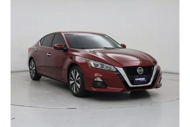 $15998 : Nissan Altima 2019 2.5 SV 4d image 1