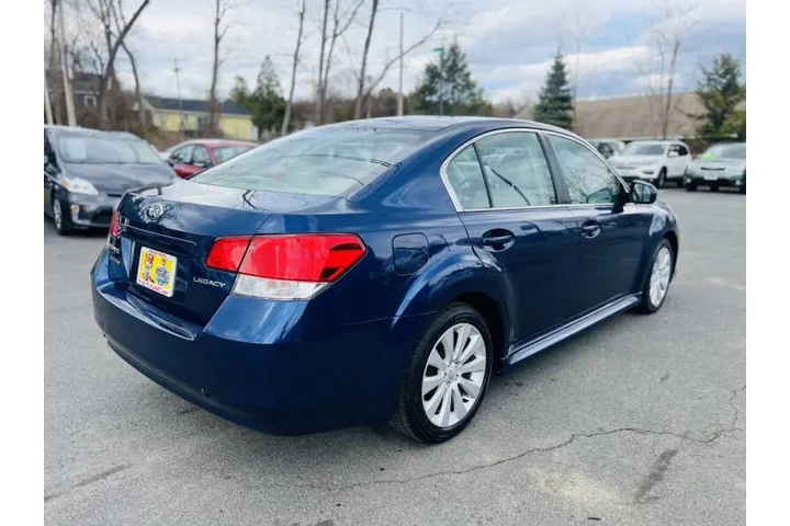 $8500 : 2010 Legacy 2.5i Limited image 7