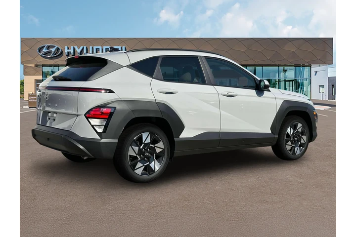$13990 : Hyundai KONA 2024 SEL 4dr Cr image 8
