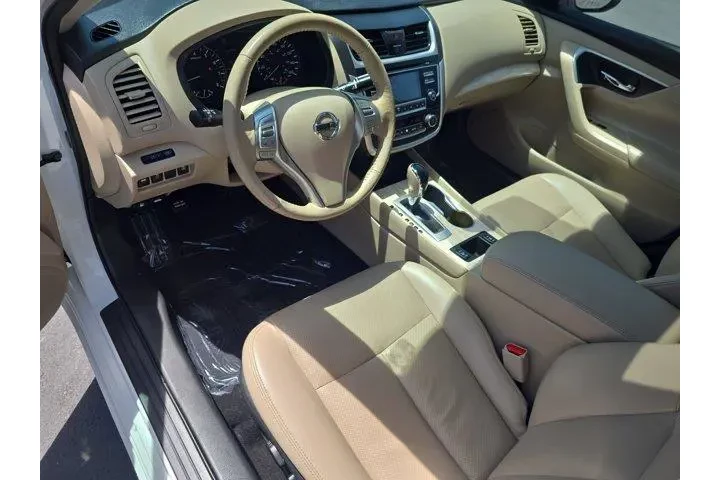 $15995 : Nissan Altima 2017 2.5 SL 4d image 7