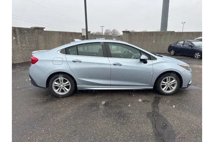 $9982 : Chevrolet Cruze 2017 LT Auto image 8