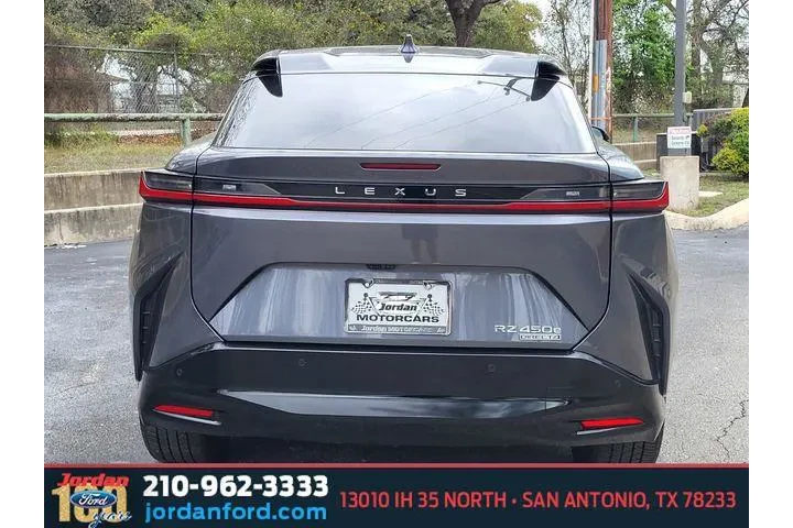 $32467 : Lexus RZ 450e 2024 AWD Premi image 4