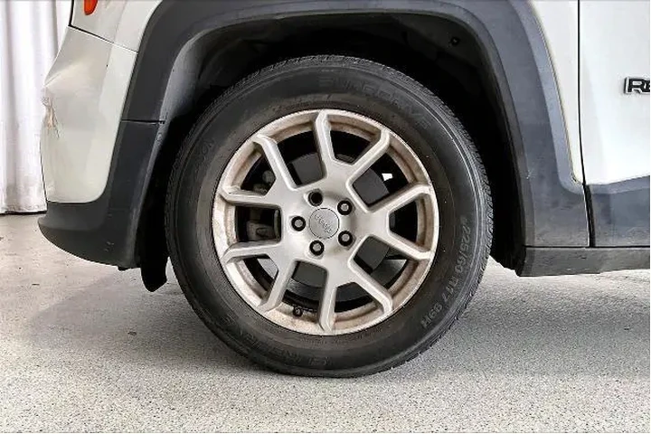 $14791 : Jeep Renegade 2020 Latitude image 6