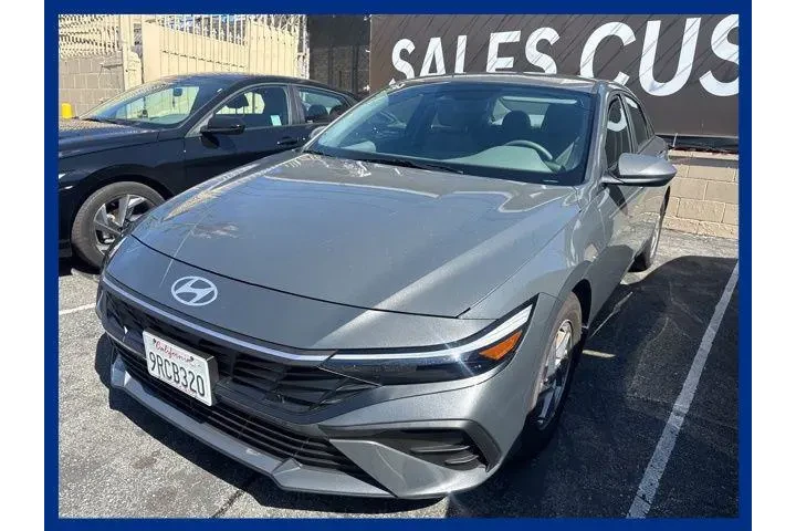 $23591 : Hyundai ELANTRA 2024 SE 4dr image 2