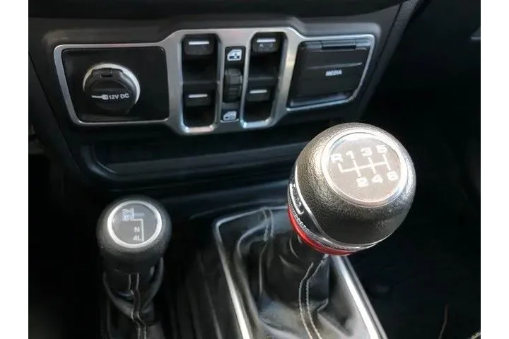 $28687 : Jeep Wrangler Unlimited 2018 image 2