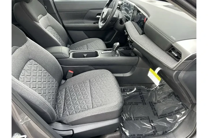 $26195 : Nissan Kicks 2026 SV 4dr Cro image 9