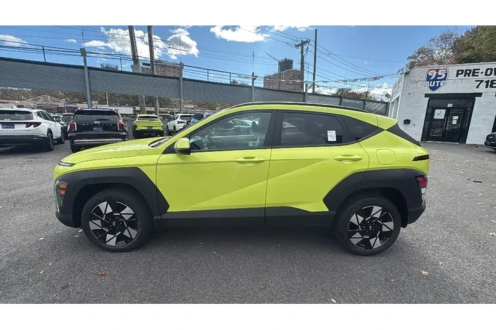 $24475 : Hyundai KONA 2024 AWD SEL 4d image 3