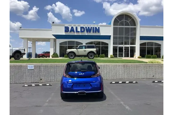 $21950 : Kia Soul 2023 GT-Line 4dr Cr image 6